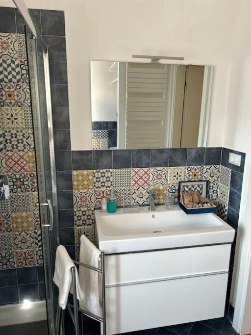 La Dimora Dell'Artista Apartamento Bolonia Exterior foto